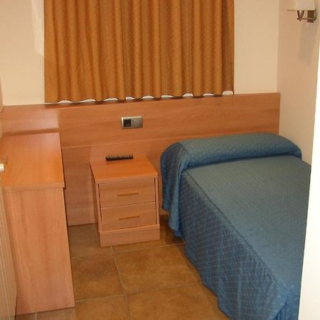 Pensio Sant Antoni Hotel Palau d'Anglesola Ruang foto